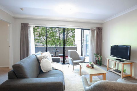 A Comfy 2BR Home Top Location FREE Parking - Hotel VIC 4