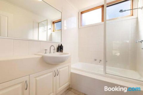 Acqua Vista Water View Fireplace Walk To Beach - Hotel VIC 1