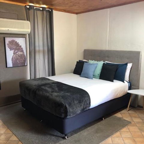 Granite Belt Cabins - Hotel VIC 0
