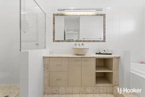 Amazing Sunrises From Your Balcony - Hotel VIC 6