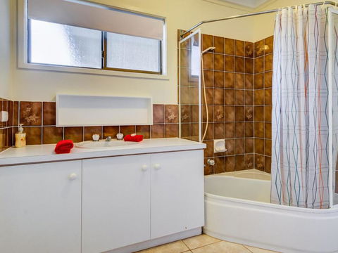 Cuttriss By The Beach - Hotel VIC 4
