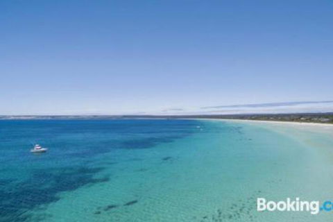 A One One Two At Island Beach - Hotel VIC 5