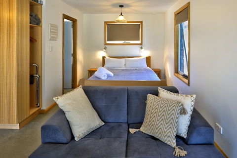Freycinet Stone Studio 8 - Hotel VIC 2