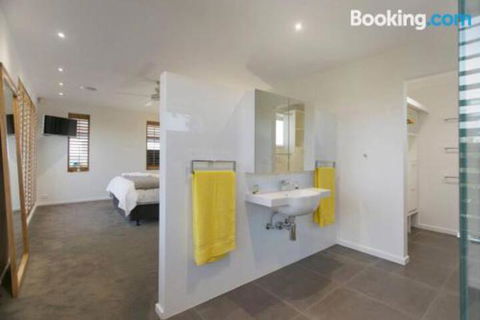 Anchor Beachfront Retreat - Hotel VIC 3