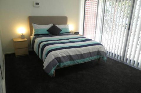 Almonta Apartments On The Water Front - Hotel VIC 3