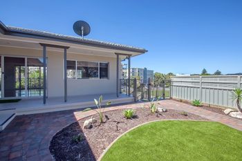 Government Road 13 - Hotel VIC 6