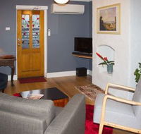 Heritage Listed Georgian Cottage - Hotel VIC