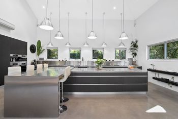 Paperbark - Hotel VIC 2