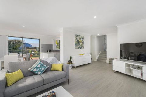 Right At Home In Bonny Hills - Hotel VIC 2