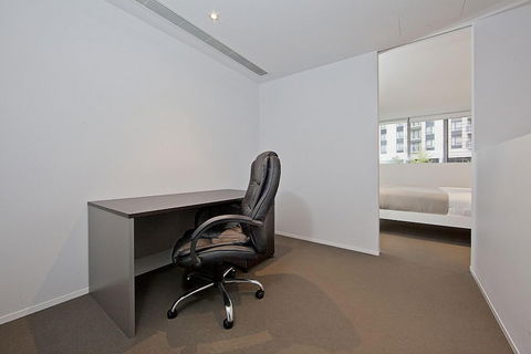 Accommodate Canberra - Hotel VIC 1