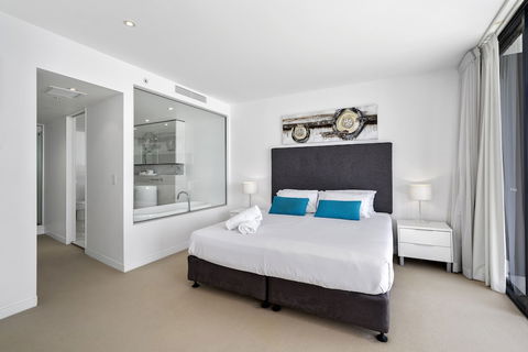 Oracle Broadbeach Apartments - Hotel VIC 6