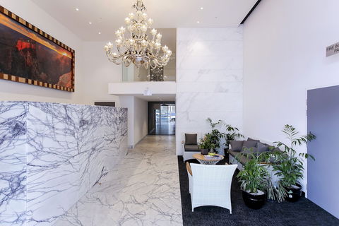 Astra Apartments Adelaide - Hotel VIC 2