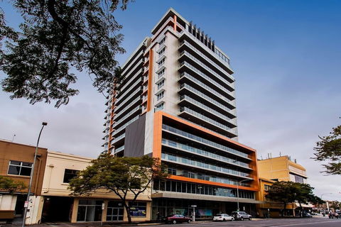 Astra Apartments Adelaide - Hotel VIC 1