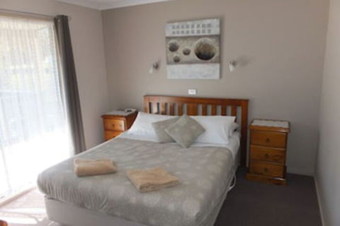 Lakes Entrance Country Cottages - Hotel VIC 0
