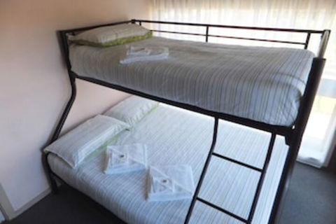 Paradise Holiday Apartments - Hotel VIC 4