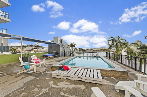 Adventurers Resort - Hostel - Hotel VIC 3