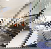 Ramada Encore by Wyndham Belconnen Canberra - Hotel VIC