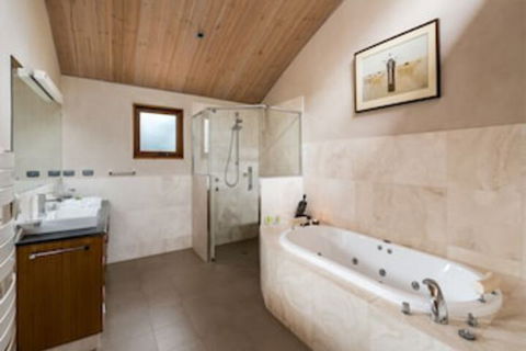 Aiyana Retreat - Hotel VIC 0