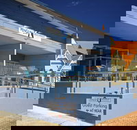 Penguin Beachfront Apartments - Hotel VIC