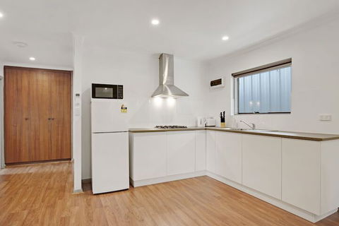 Adelaide Holiday Homes - Hotel VIC 7