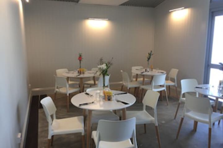 Banana QLD Hotel VIC