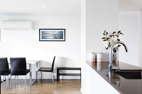 RNR Serviced Apartments North Melbourne - Hotel VIC 4