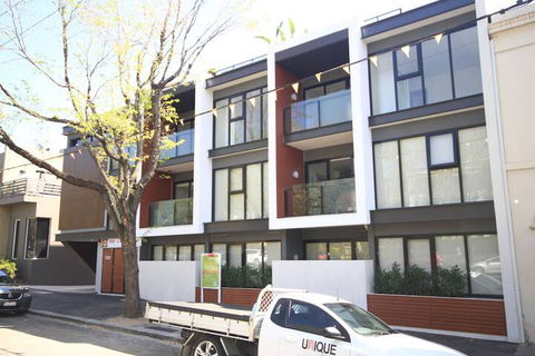 RNR Serviced Apartments North Melbourne - Hotel VIC 1