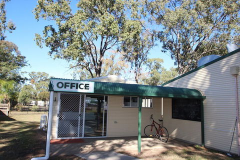 AAOK Jandowae Accommodation Park - Hotel VIC 2