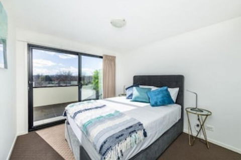 Accommodate Canberra - Century - Hotel VIC 7