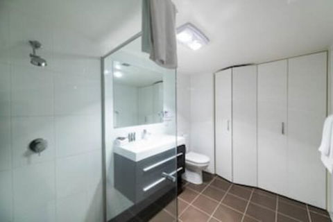 Accommodate Canberra - Century - Hotel VIC 3