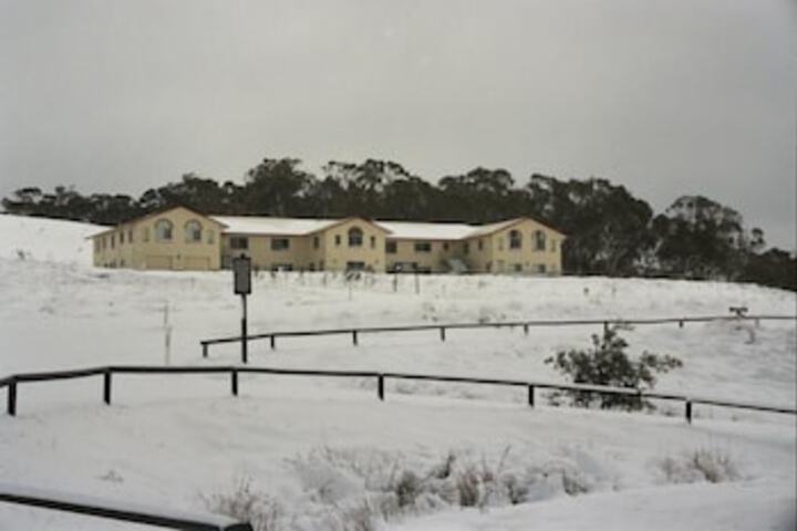 Avonside NSW Hotel VIC