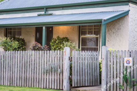 Georgies Cottage - Hotel VIC 3