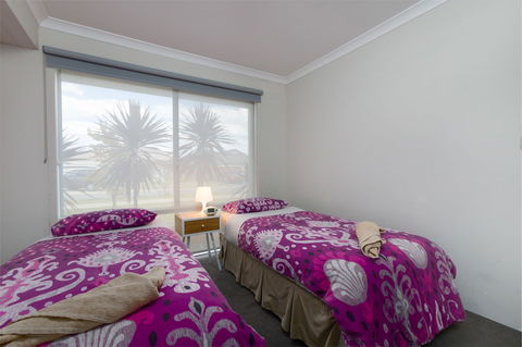 Rainbow Dream House PERTH Holiday Home - Hotel VIC 4