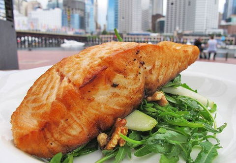 Waterfront Grill - Hotel VIC 13