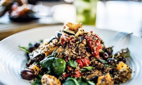 Waterfront Grill - Hotel VIC 14