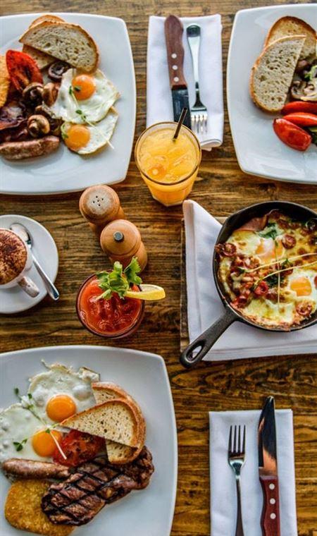 Waterfront Grill - Hotel VIC 4