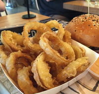 On It Burgers - Hotel VIC