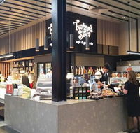 Twisted Sista Cafe and Gelateria - Hotel VIC
