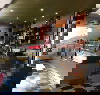 Turn Back Time Cafe - Hotel VIC