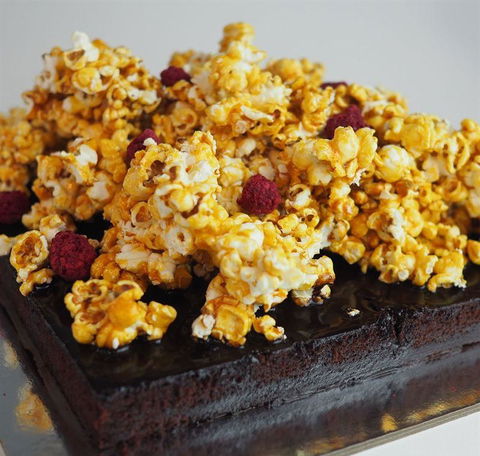 Black Star Pastry Rosebery - Hotel VIC 3
