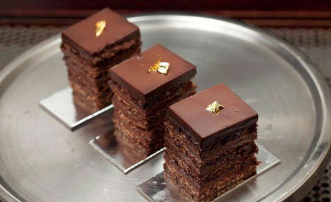 Black Star Pastry Rosebery - Hotel VIC 7
