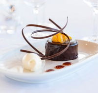 Radius Restaurant - Hotel VIC