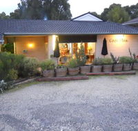 Max's Cafe  Restaurant - Hotel VIC
