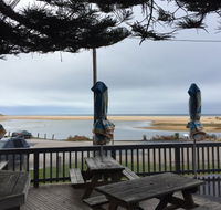 The WaterWheel Tavern - Hotel VIC