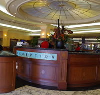 Crown Dragon Chinese Seafood Restaurant - Hotel VIC
