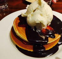 D to D Cafe Restaurant - Hotel VIC