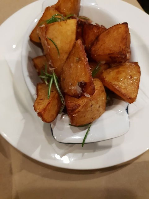 Eros Kafe - Hotel VIC 8