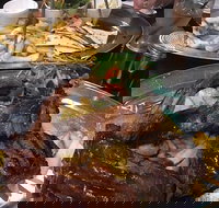 Mike's Grill  Bar - Hotel VIC