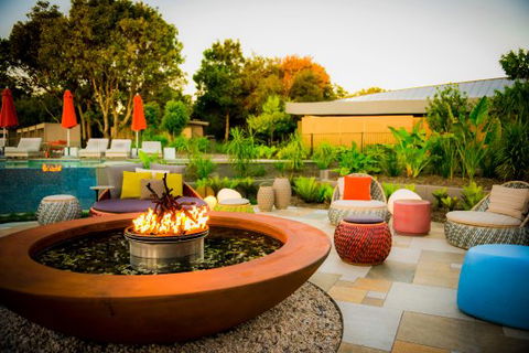Azure Bar & Grill - Hotel VIC 0