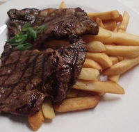 Champions Family Bistro - Hotel VIC